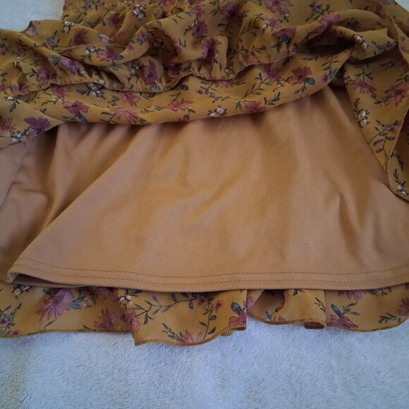 Beautees Girl's Size XL (16) Rust Floral Print Ruffle Hem Skirt - Picture 6 of 8